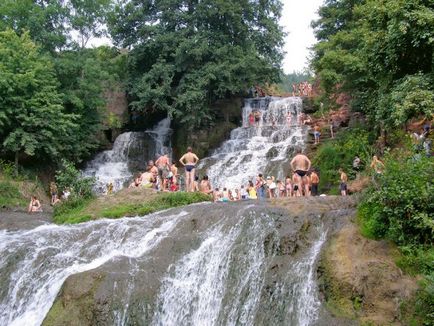 Cascada Dzhurinsky și castelul de chervonogorod (scufundări - obiective turistice, ce să vezi, interesant