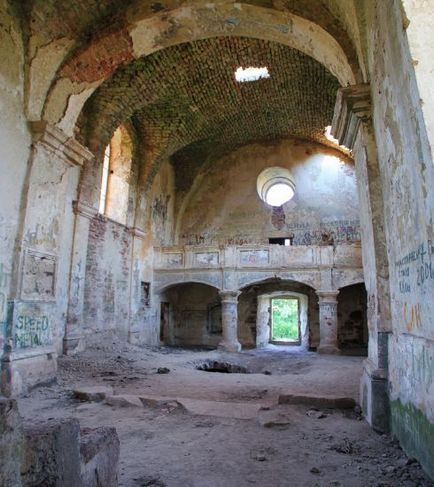 Cascada Dzhurinsky și castelul de chervonogorod (scufundări - obiective turistice, ce să vezi, interesant