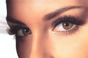 Як робити макіяж очей, як навчитися робити макіяж очей, як правильно робити макіяж очей