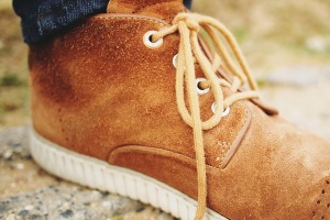 Как да се почисти велурени обувки у дома практически съвети