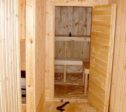 Cum de a face o ușă la o baie - specificațiile tehnice, cum să instalați și izolați ușa de intrare, decât