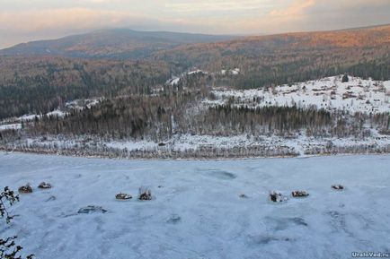 Камінь ветлан на річці Вишере