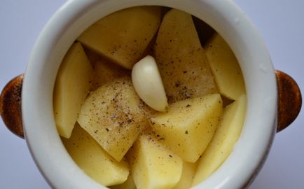 Картопля в горщиках в духовці рецепт з фото крок за кроком