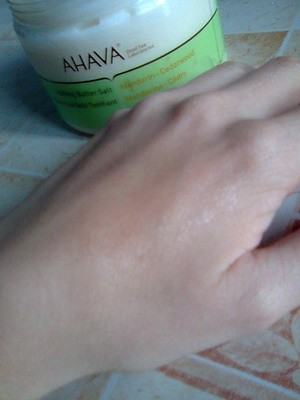 Масло-скраб для тіла з ароматом мандарина і кедра ahava відгуки