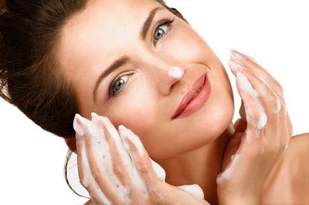 Mituri și adevăr despre secrețiile de acnee ale pielii sănătoase