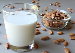 Almond Nut Benefit și Harm