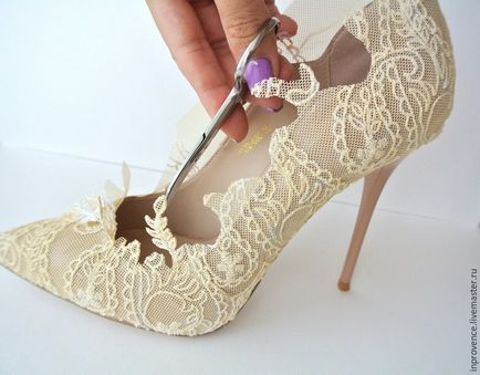 Pantofi de nunta uimitoare cu mainile tale