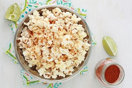 Megfelelő popcorn a vitaminokban gazdag alternatívája a magas kalóriatartalmú ételek