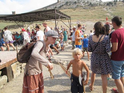 Sabiile sună ca sunetul unui pahar