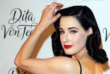 Stilul Queen Burlesque Dita von tiz