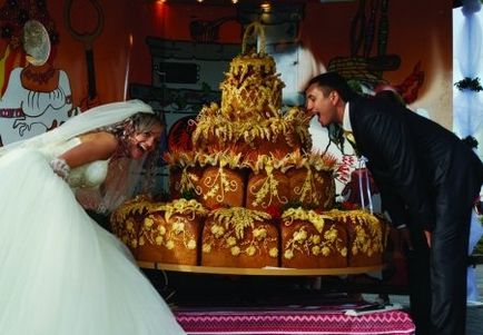 Весільний торт традиції світу 2