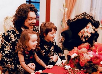 A rejtély, hogy ilyen sokáig rejtve Kirkorov végül kiderült! Itt van a felesége