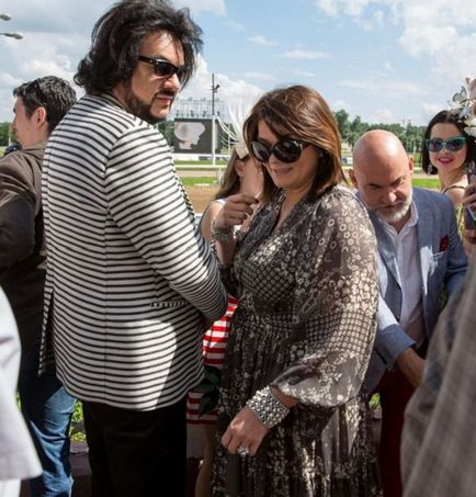 A rejtély, hogy ilyen sokáig rejtve Kirkorov végül kiderült! Itt van a felesége