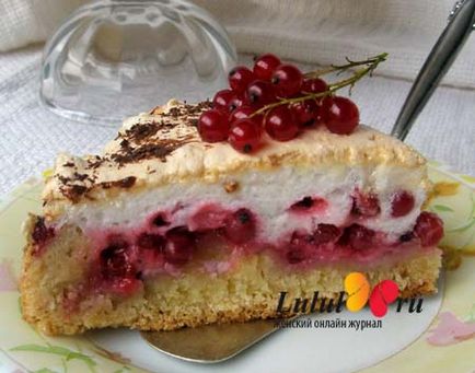 Torta desszert piros ribiszke