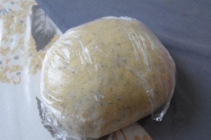 Tortellini - Rețetă Tortellini cu brânză în sos cremos, cu fotografie