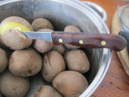 Віденський картопляний салат - рецепт австрійського специалітети