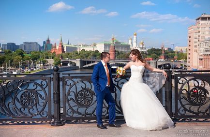 Храм христа спасителя - весільна фотосесія і прогулянка в москві