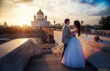 Храм христа спасителя - весільна фотосесія і прогулянка в москві