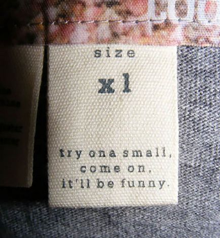21 vicces és váratlan felirata ruházati címkék