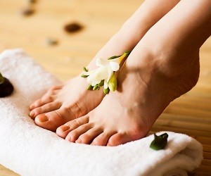 4 Remedii naturale împotriva ciupercilor piciorului