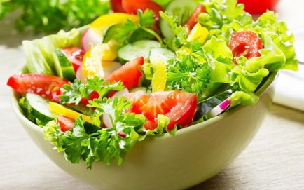 6 hibák, amelyek igen magas kalóriatartalmú saláta - egészség beállítása