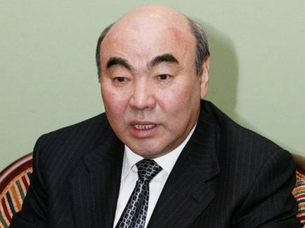 Akayev nu a participat la înmormântarea fratelui său în Kârgâzstan, știri despre Tadjikistan asia-plus