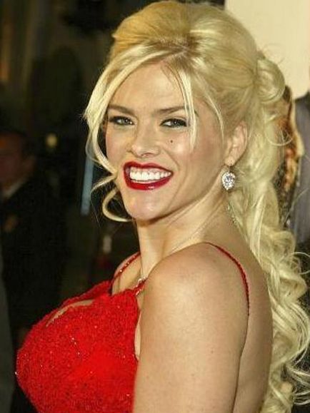 Anna Nicole Smith - știri pline de farmec