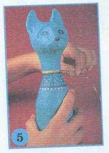 Egiptean papier mache pisică