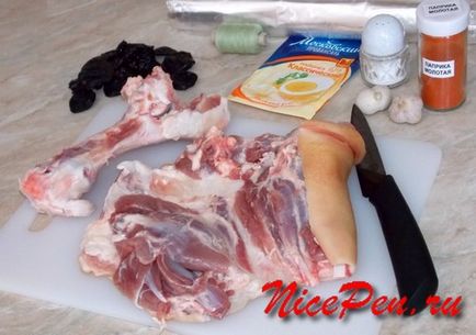 Фарширована свиняча рулька, запечена в духовці - рецепти з фото