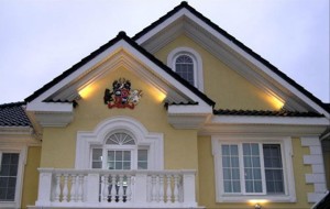 Фасадний декор, дизайн і оформлення фасаду будинку (фото, відео)