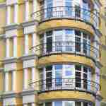 Balconul francez este un element de arhitectură în proiectarea balcoanelor franceze