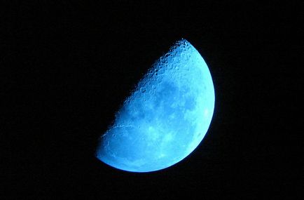 Блакитний місяць