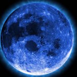 Luna albastră
