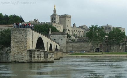 Avignon, történelem, érdekes helyek és látnivalók a franciaországi Avignonban