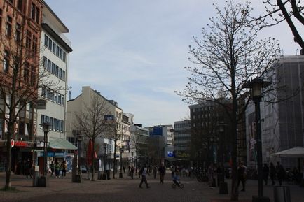 Orașul Saarbrücken, capitala țării din Saarland, imigrația în Germania, problema vizelor, un blog despre emigrare -