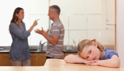 Milyen hatással van a pszichére botrányok között a gyermekek szülei