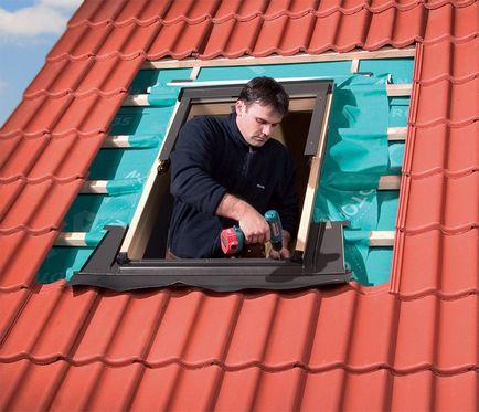 Cum să eliminați scurgerile de ferestre pentru acoperișuri