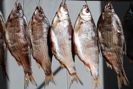 De ce pește uscat de vis, pe care îl cumpărați, vă mâncați sau uscați