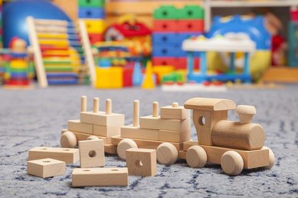 Кубі дуби - російський виробник дерев'яних іграшок