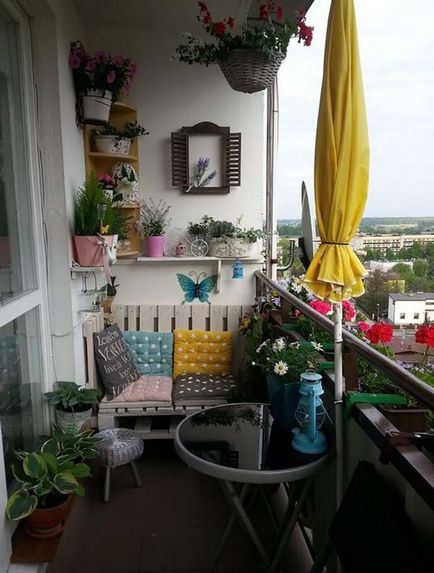 Un mic balcon ca un loc pentru relaxare 27 idei reci