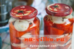 Мариновані помідори з цибулею на зиму - рецепт з фото