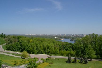 Örök dicsőség Park, hova menjen, mit látni, ahol pihenni Kijevben