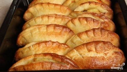 Pite és kolbász a sütőben - lépésről lépésre recept fotók