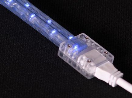 Csatlakozó LED fény kötél saját kezűleg
