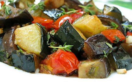 Рагу з овочів з баклажанами і кабачками
