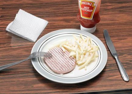 Реклама кетчупу heinz - відразу зрозуміло, що він гострий!