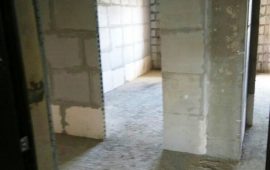 Repararea apartamentelor într-o clădire nouă din estul Europei