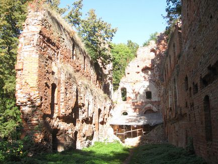 Ruinele castelului Balga din regiunea Kaliningrad