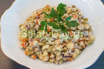 Salata Neptun - un fel de farfurie luminoasa cu reteta de fructe de mare, cu fotografii si clipuri video