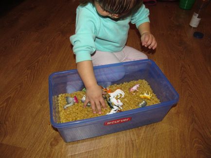 Сенсорні коробки для дітей, рости розумним!